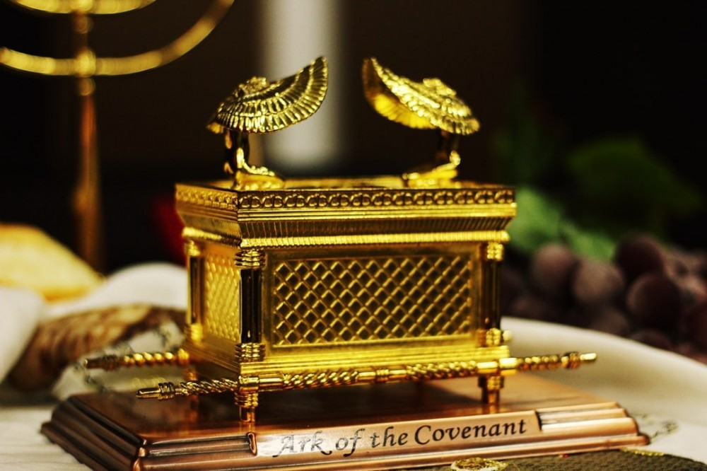 The Philistines Capture the Ark of the Covenant - Bible Study Ministry